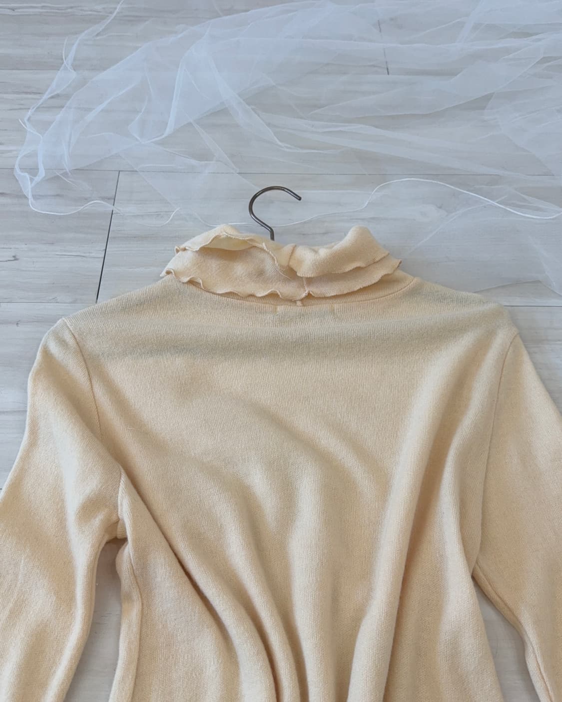 fairy cosy yellow beige rabbit fur knit 상품이미지9