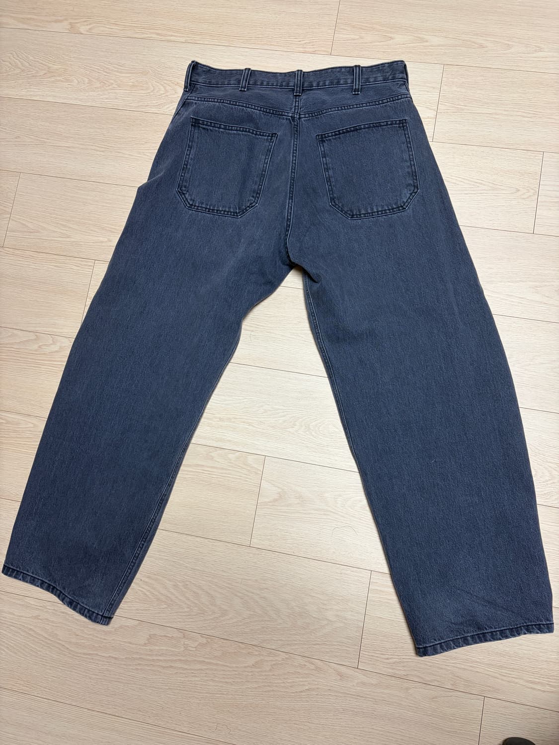 해칭룸 Curve Jeans  Washed Black (4) 상품이미지4