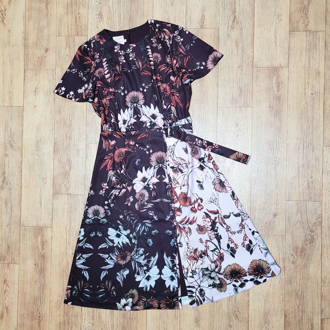 테드베이커(TED BAKER) YAELA 원피스 55 새상품 상품이미지6