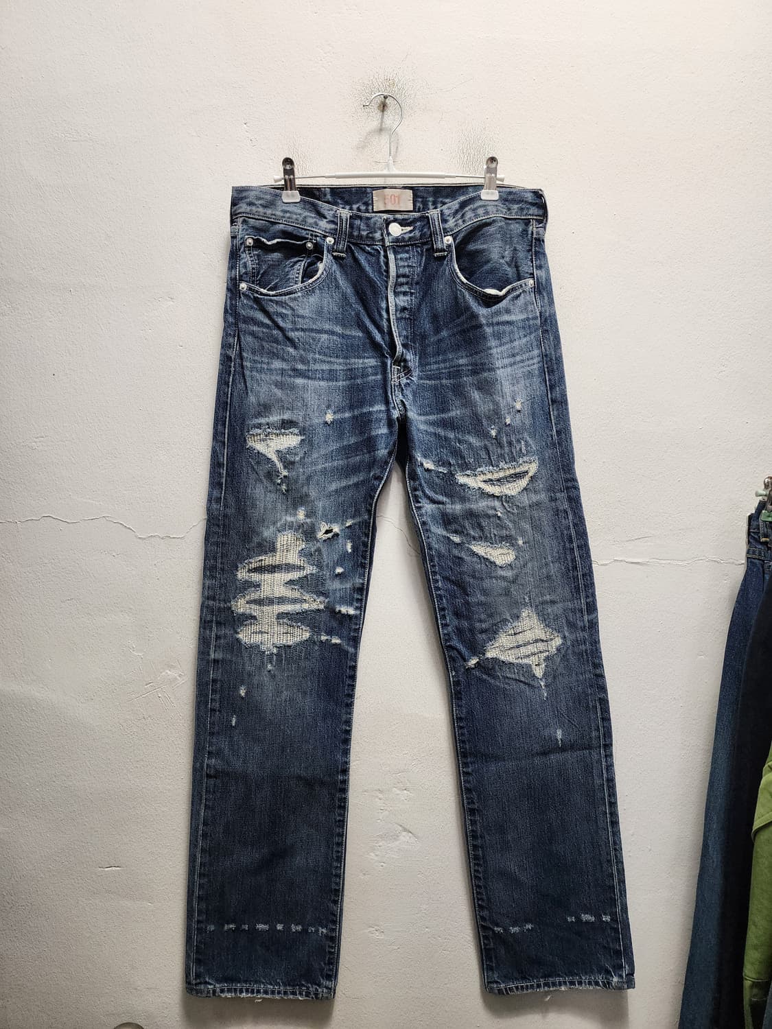 JPN 리바이스 90s 501 데미지 워싱 데님 팬츠 상품이미지1