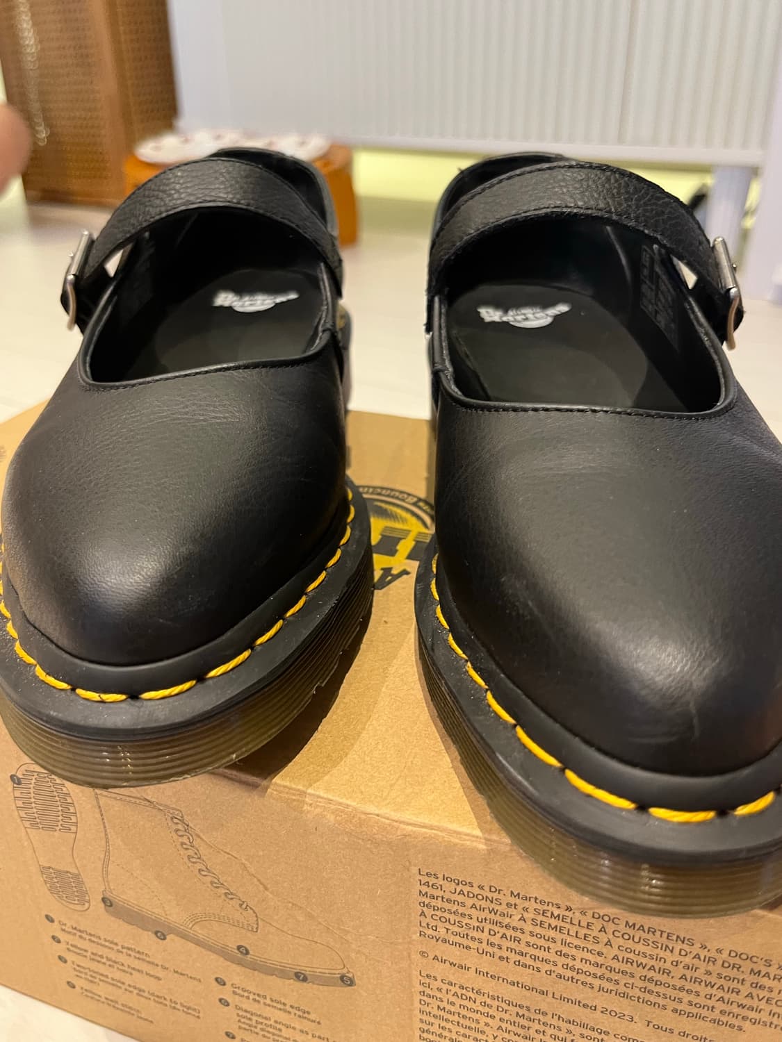 닥터마틴 25FW 메리제인 슈즈 (정품) 상품이미지2