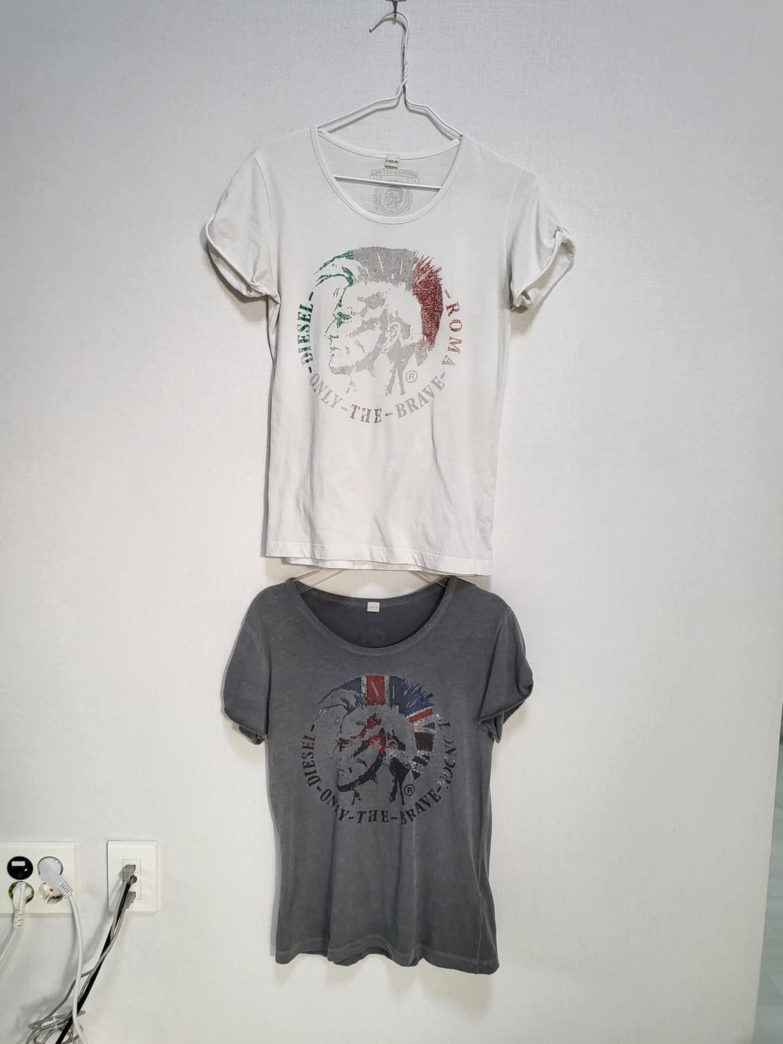 정품 Diesel(디젤)면100%시그니처 티셔츠 2벌 일괄55-66 상품이미지1