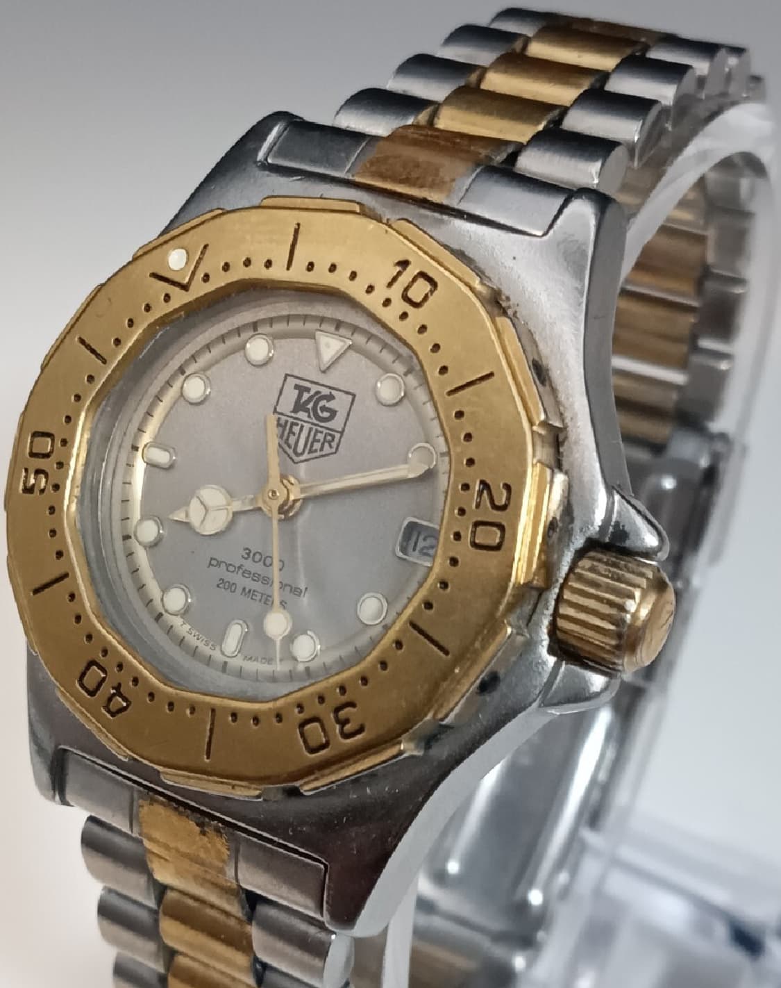 태그호이어 프로페셔널 3000 상품이미지1