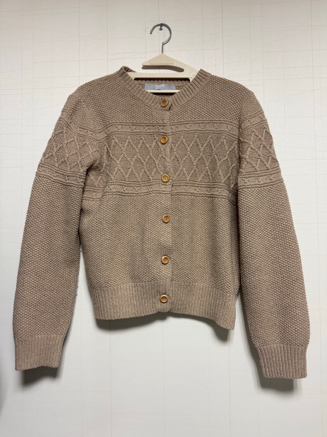 에잇세컨즈 베이지 니트 가디건 S 상품이미지1