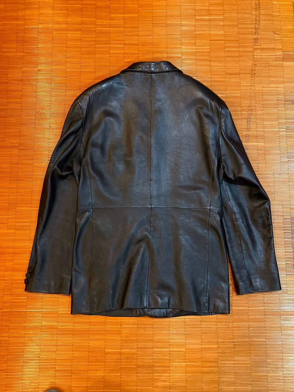 램스킨 쓰리버튼 숏카라 싱글 레더자켓 상품이미지6