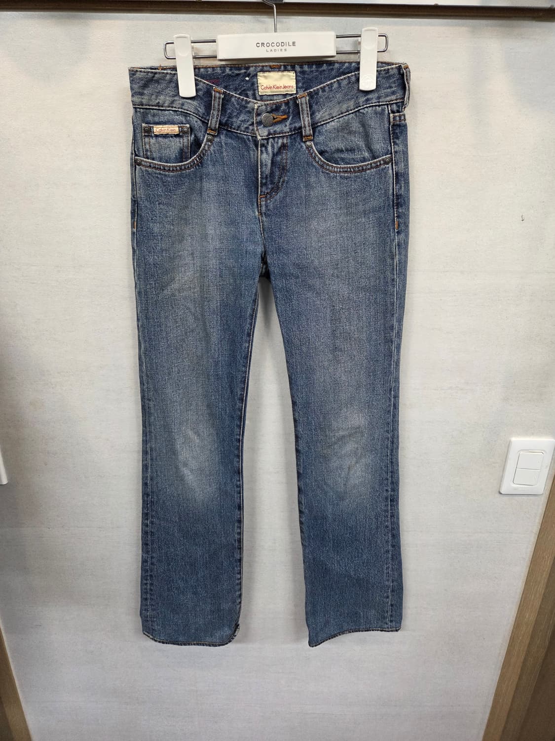 켈빈클라인 올드스쿨 부츠컷 데님팬츠 26 상품이미지1