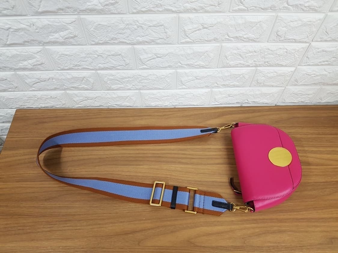 오야니 로티새들 크로스백 상품이미지3