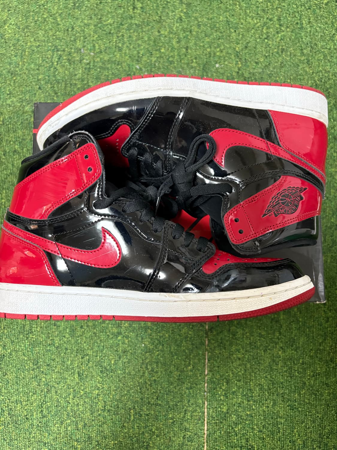 (275) 나이키 에어조던1 하이 브레드 페이던트 상품이미지1