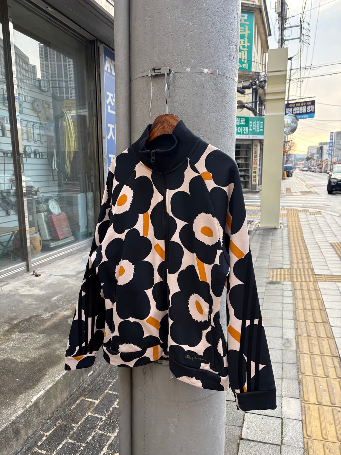 아디다스 마리메꼬 트랙탑 상품이미지1