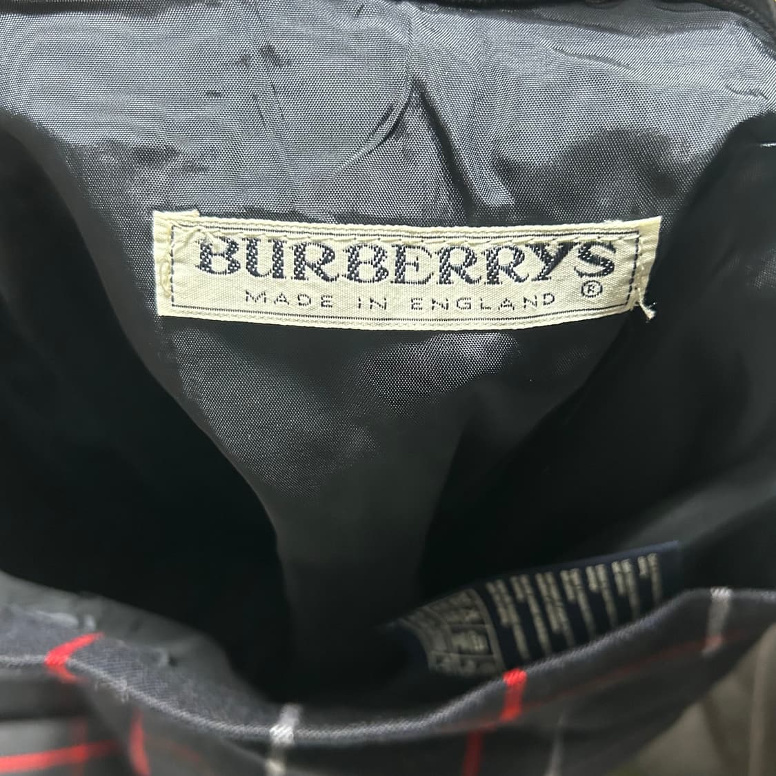 버버리 노바체크 네이비 스커트 상품이미지4