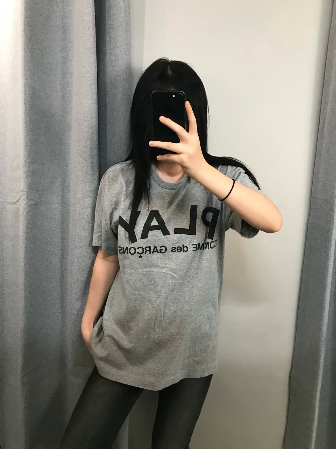 [정품]꼼데가르송 플레이 로고 반팔 티셔츠 그레이  XL 상품이미지1