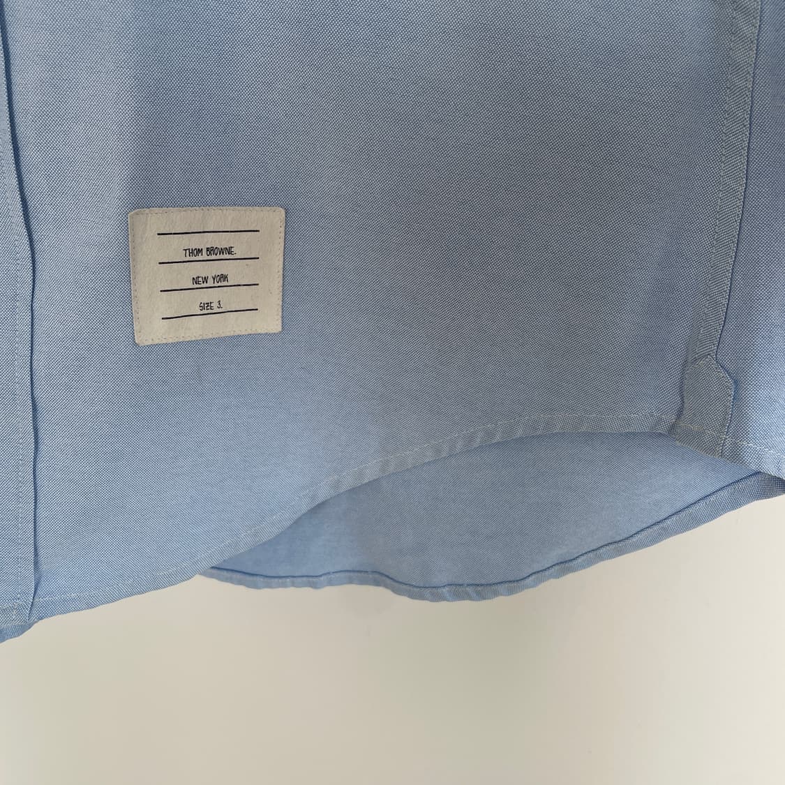 톰브라운 옥스포드 스트라이프 그로그랭 암밴드 클래식 셔츠 상품이미지4