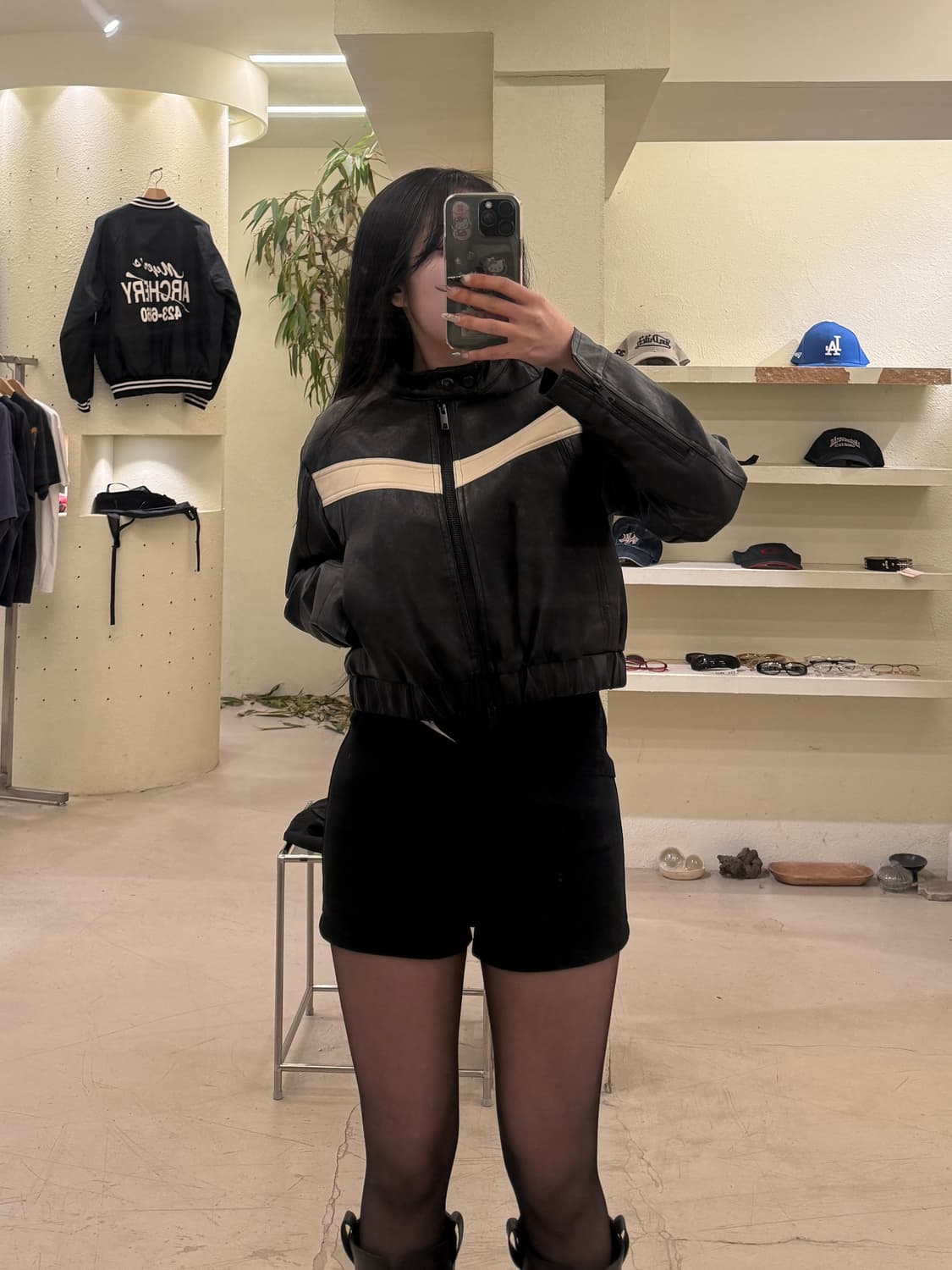 크롭 레더 라이더 자켓 U611 상품이미지1