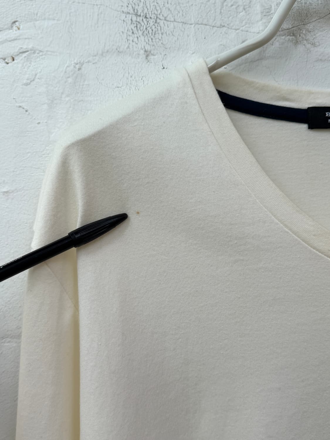 Burberry 버버리 블랙라벨 아이보리 브이넥 긴팔티 3 상품이미지6