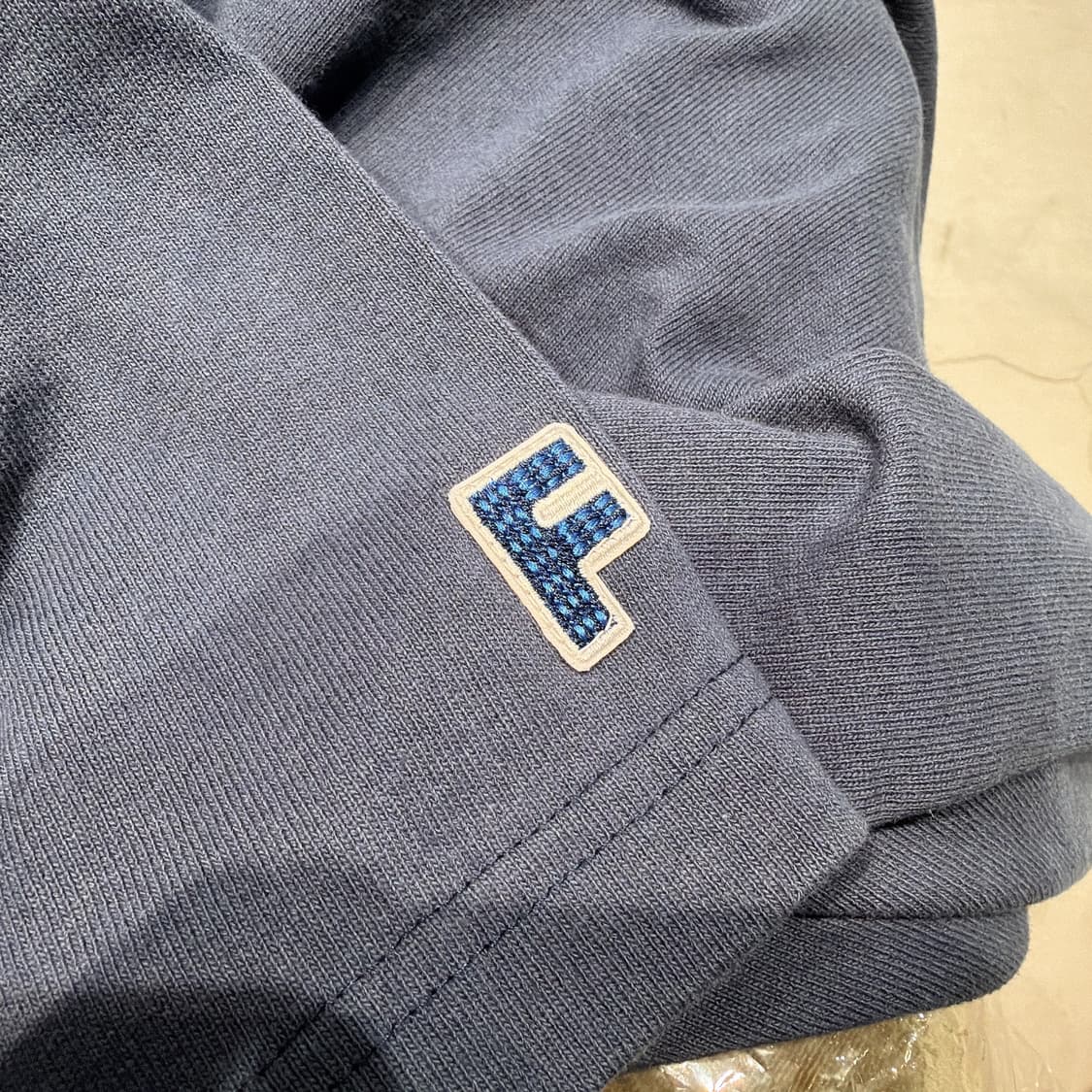 (정품/새상품) FDMTL 펀더멘탈 남성 네이비 와이드 로고 티셔츠  상품이미지4