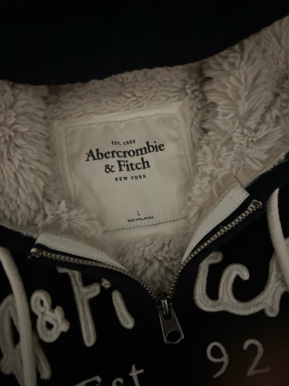 아베크롬비 슬림핏 털 후드집업 울프죠 네이비 상품이미지2