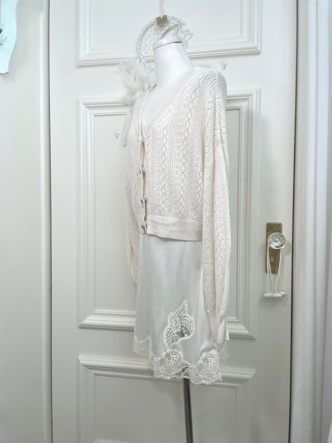 INGNI ivory crochet cubic bow button car 상품이미지2