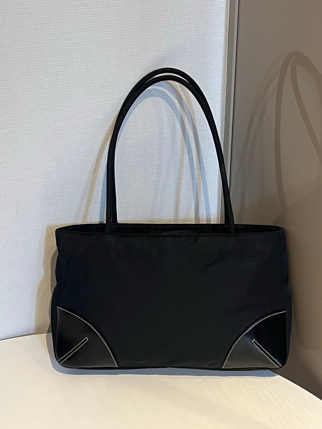 프라다 나일론 레더 스티치 숄더백 상품이미지5