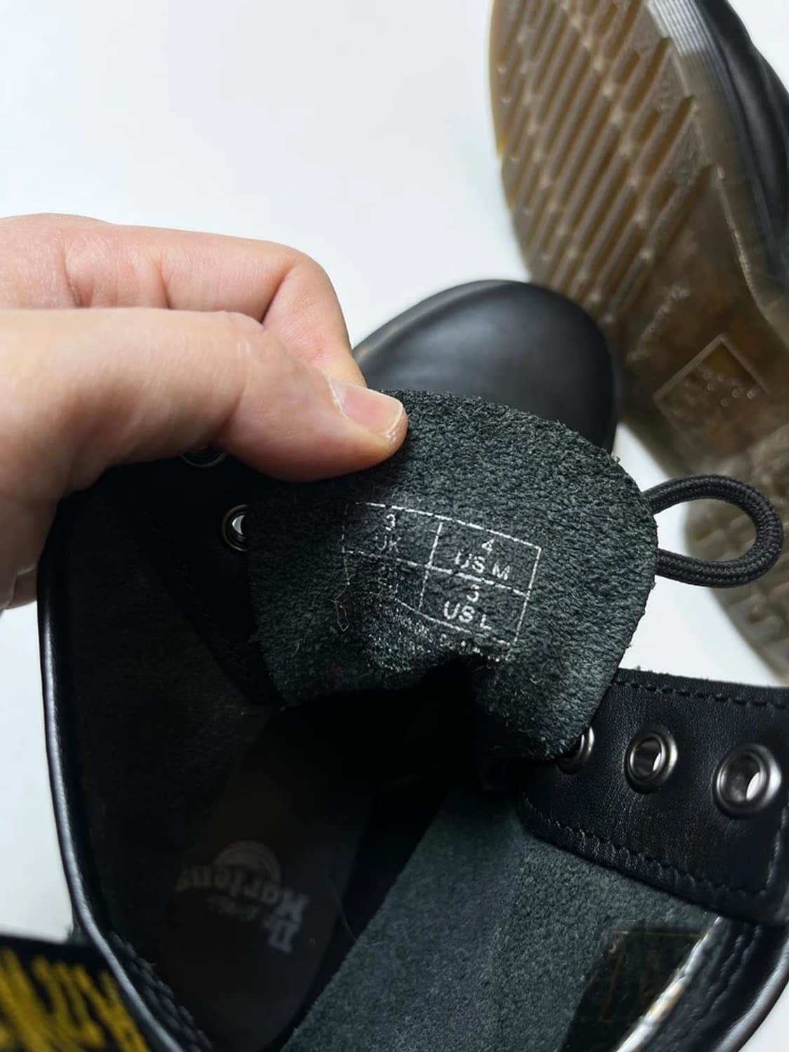 닥터마틴 시그니처 8홀 부츠인 1460 나파 워커 Q1315 상품이미지8