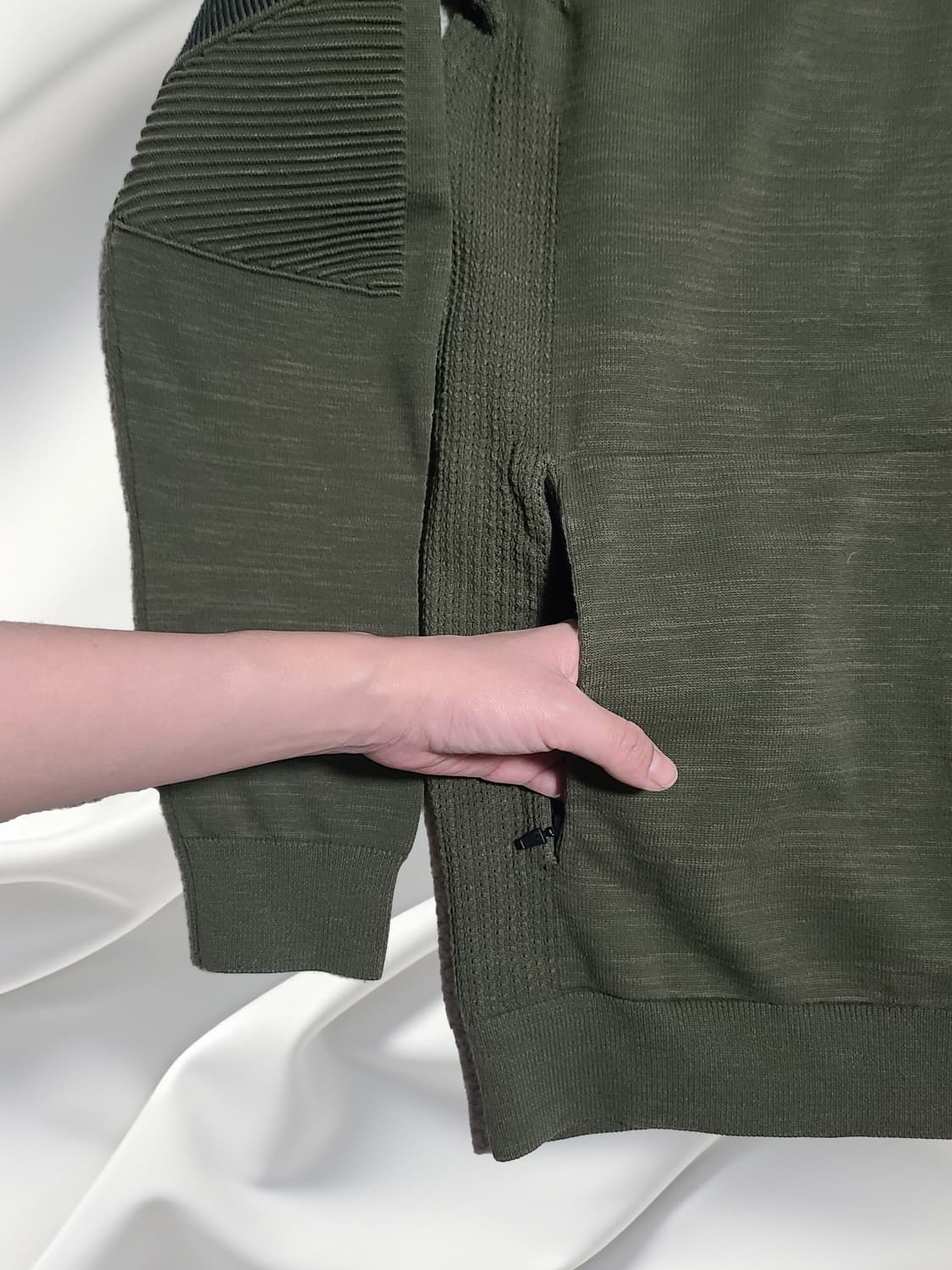 PUMA 카키 하프 집업 스웨터 / 캐주얼 맨투맨 상품이미지2