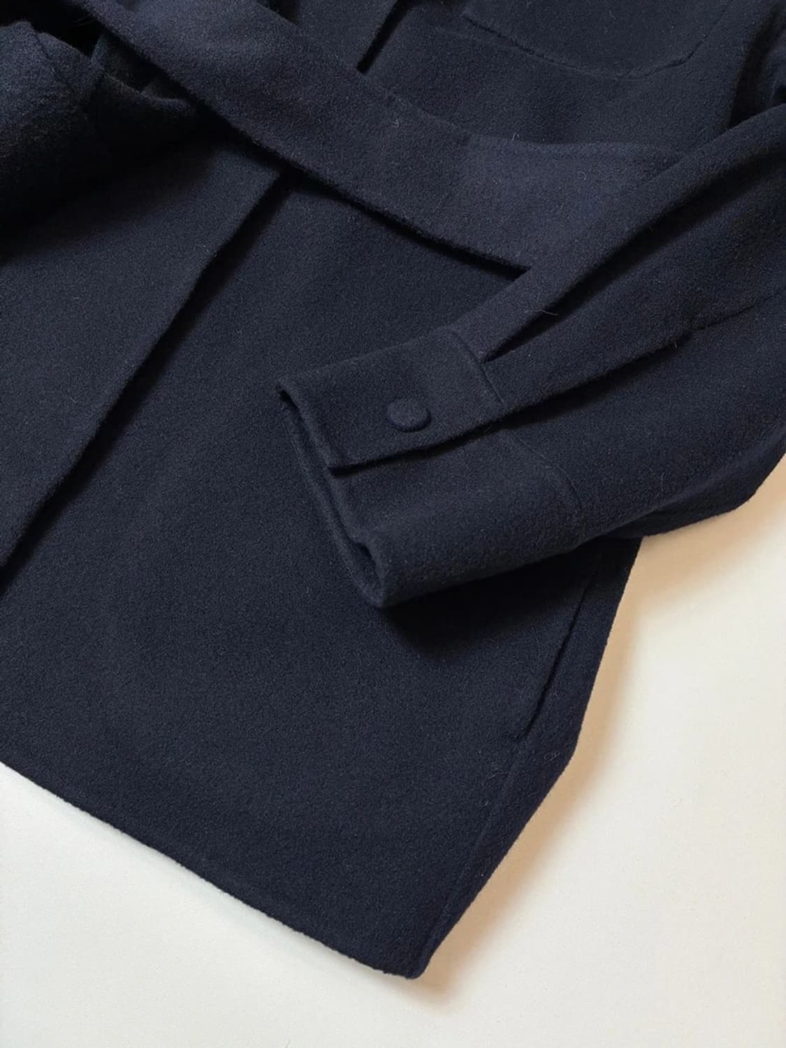 띠어리 22FW 캐시미어 블렌드 벨티드 자켓 PN8114 상품이미지6