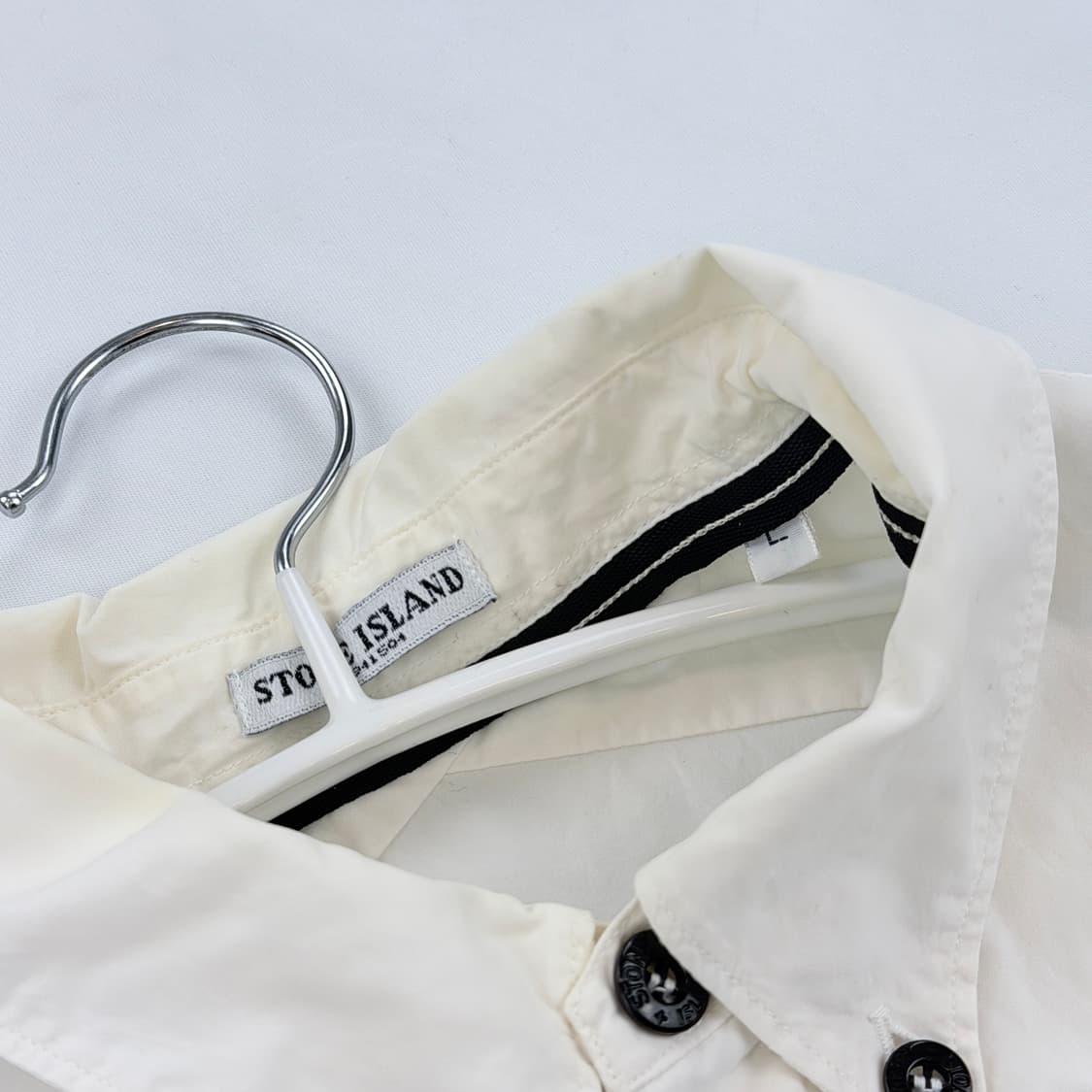 스톤아일랜드 로고셔츠 국내백화점판 상품이미지3