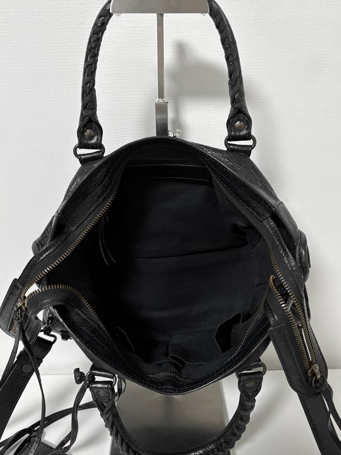 발렌시아가 시티 모터백 스몰 상품이미지8