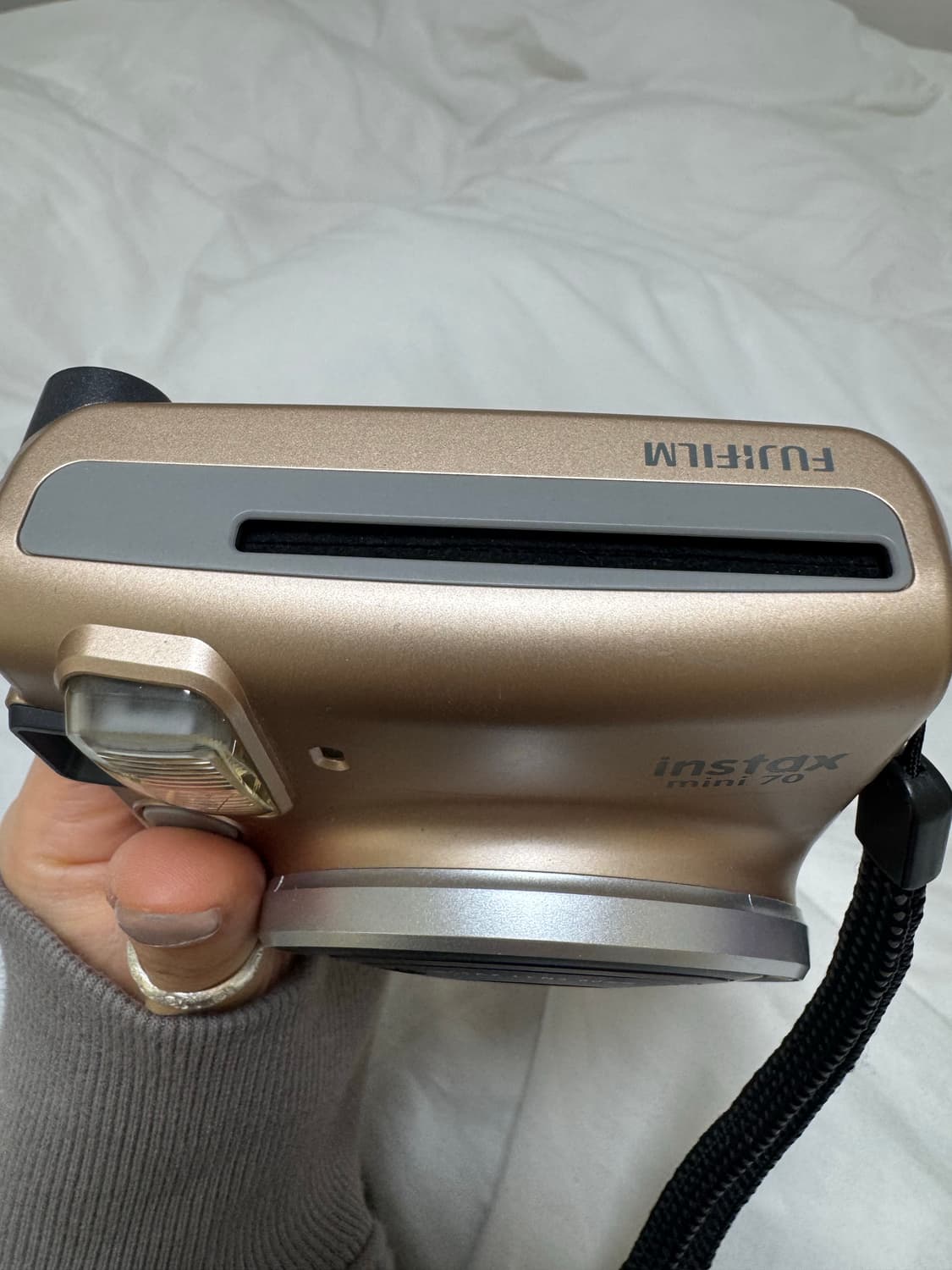 인스탁스 미니70 골드 (사용감 거의 없음) 새 건전지 함께 드릴게요 상품이미지5