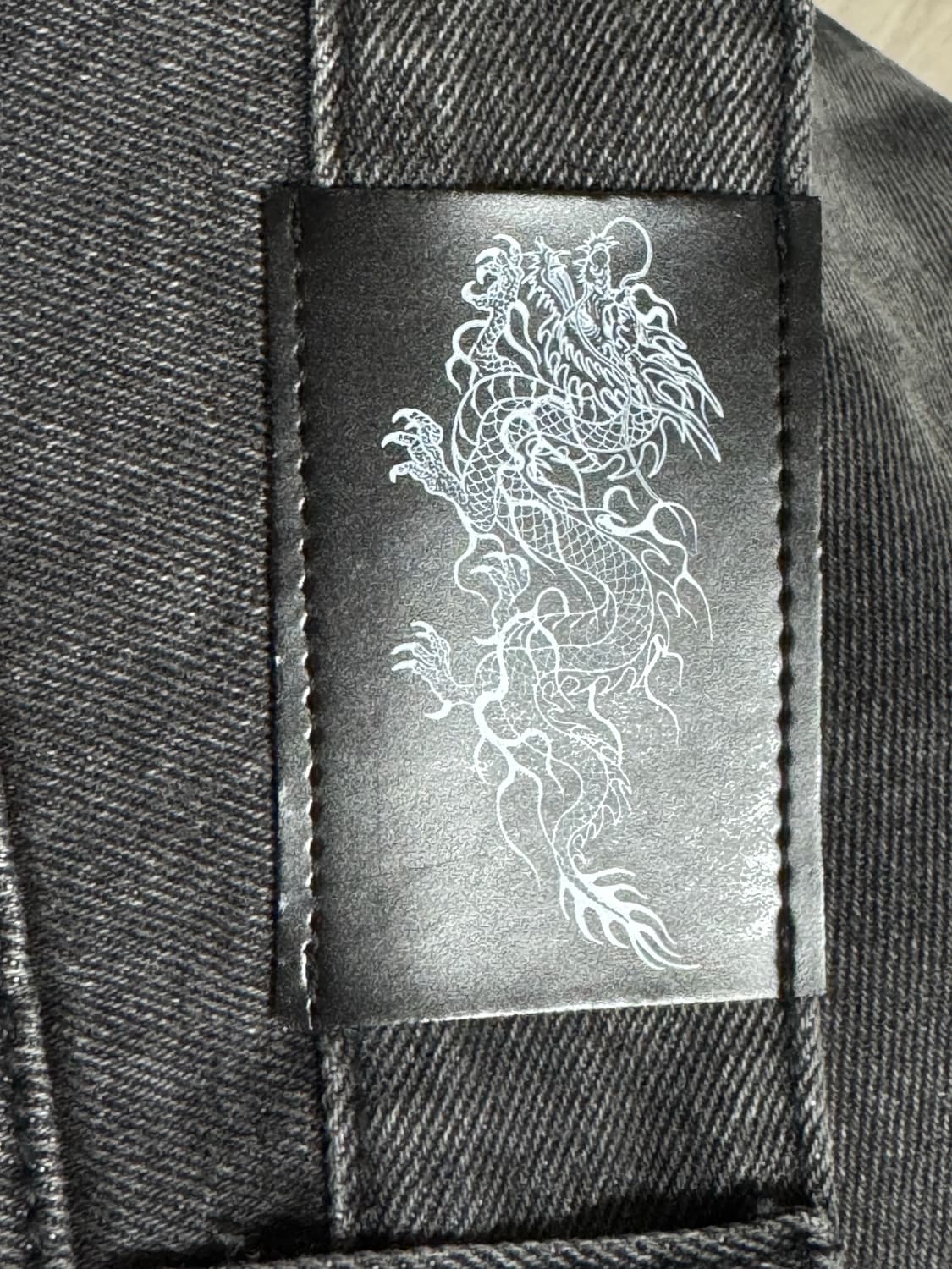 Whattheparty dragon denim black 상품이미지8