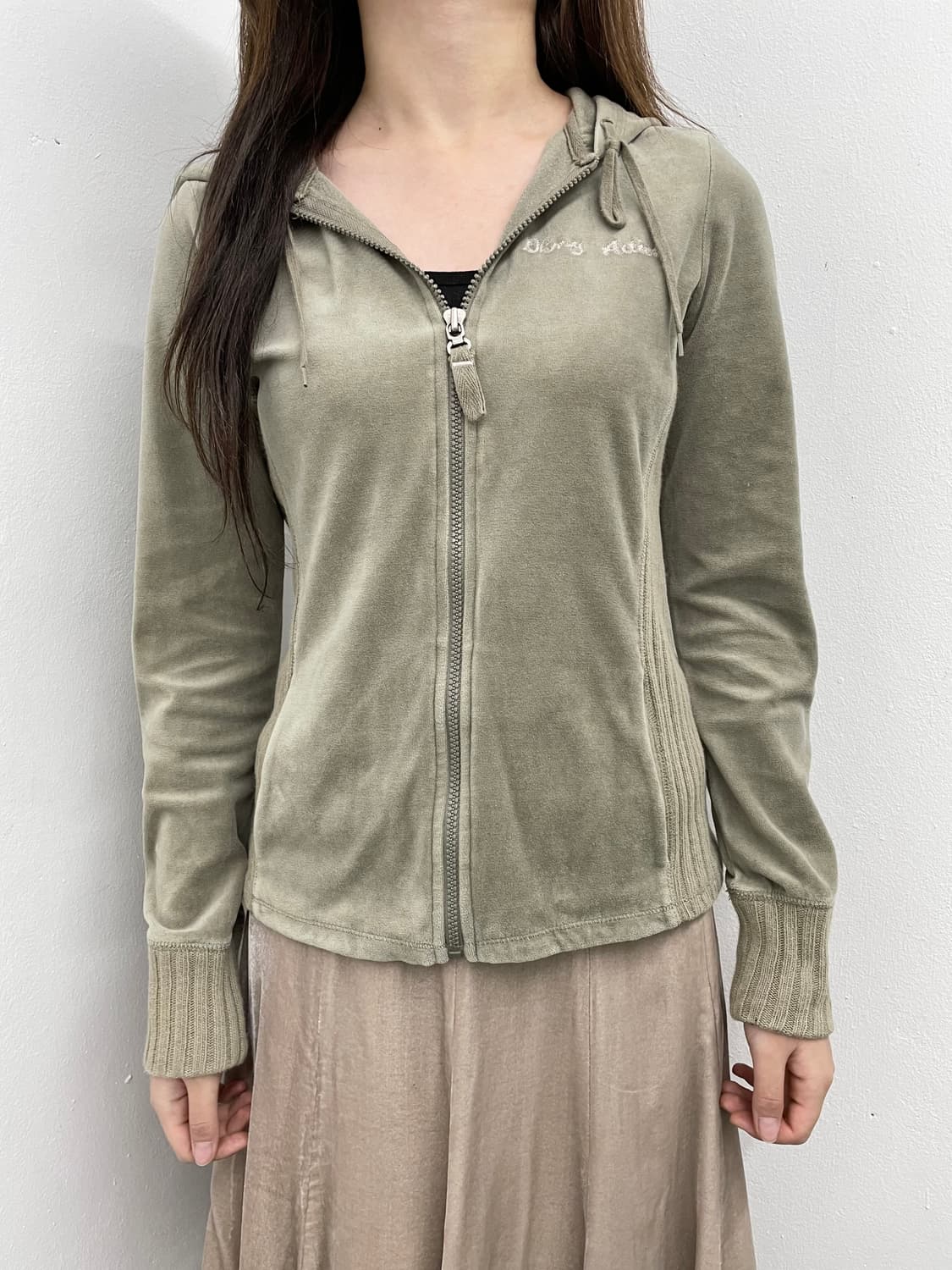 벨벳 니트 디테일 후드집업 상품이미지1