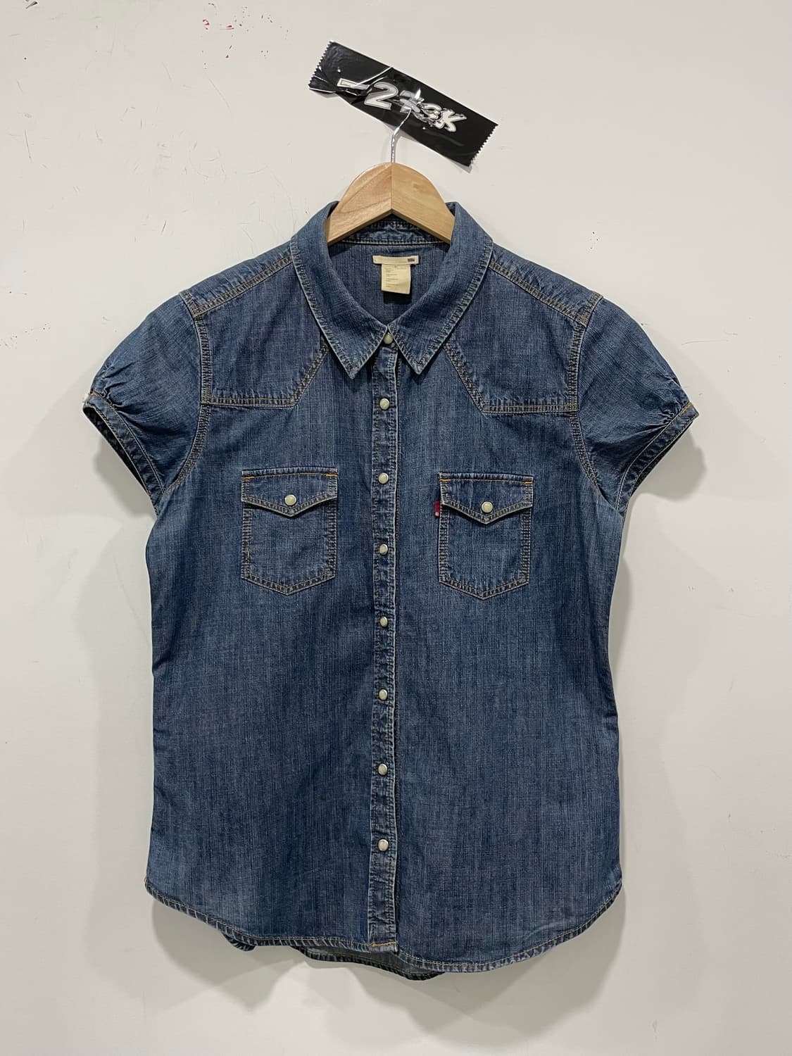 Levi’s 리바이스 슬림핏 웨스턴 데님 반팔셔츠 상품이미지2