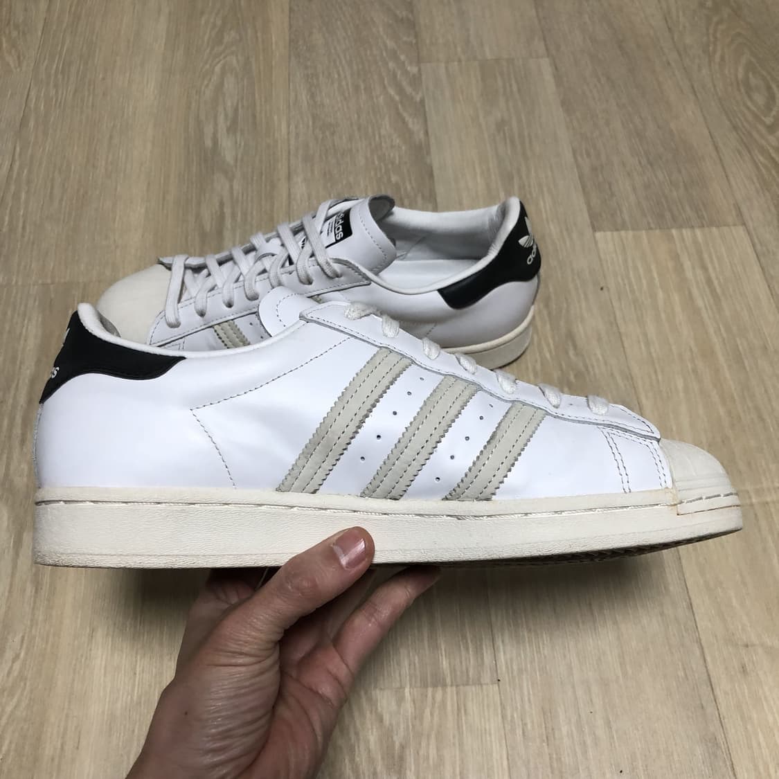 (265) 아디다스 adidas 리얼레더 슈퍼스타 화이트 265 상품이미지4