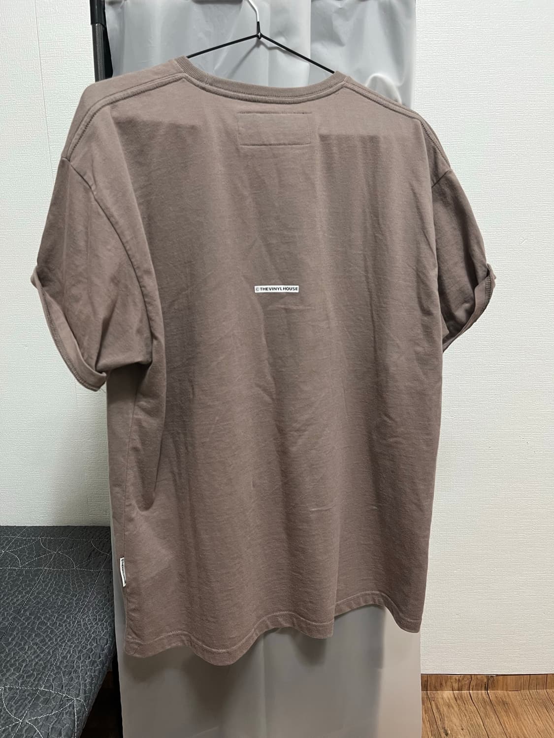 더바이닐하우스 VINTAGE WOMAN TEE MOCHA M 상품이미지3