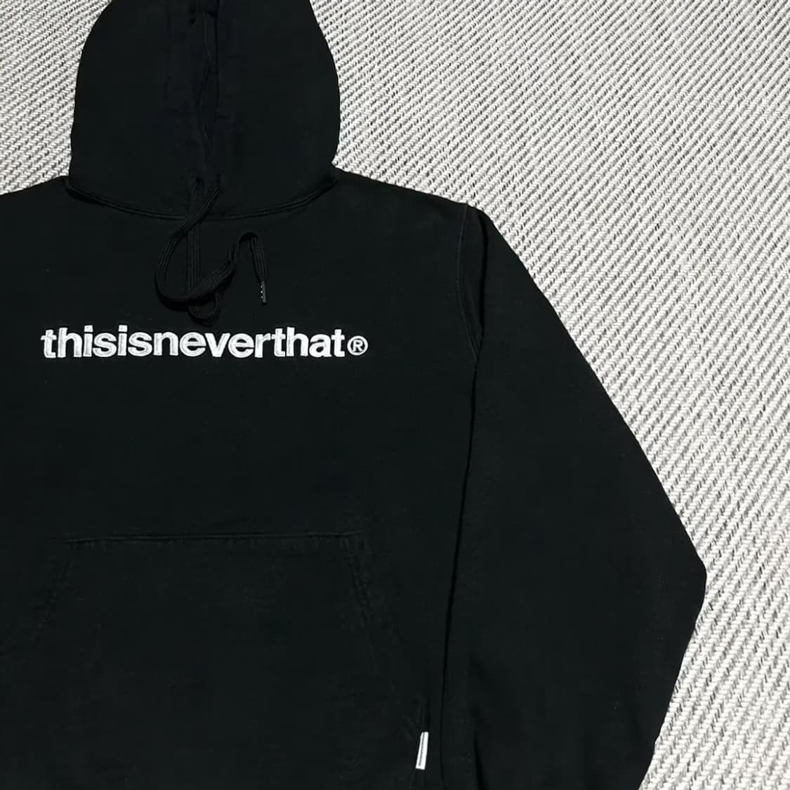 [M] Thisisneverthat 디스이즈네버댓 블랙 후드티 상품이미지2