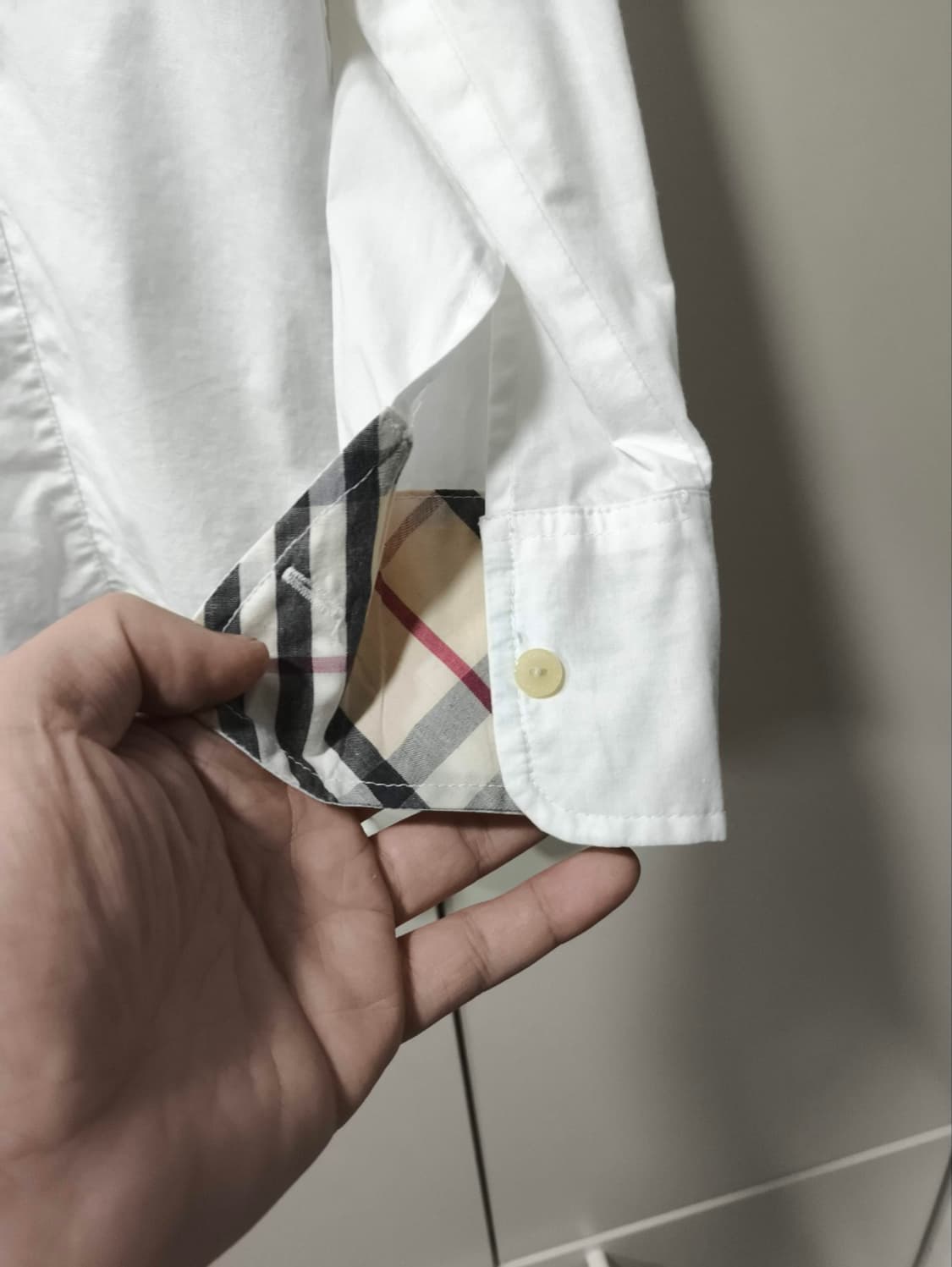 버버리 오픈 카라 셔츠 블라우스 상품이미지5