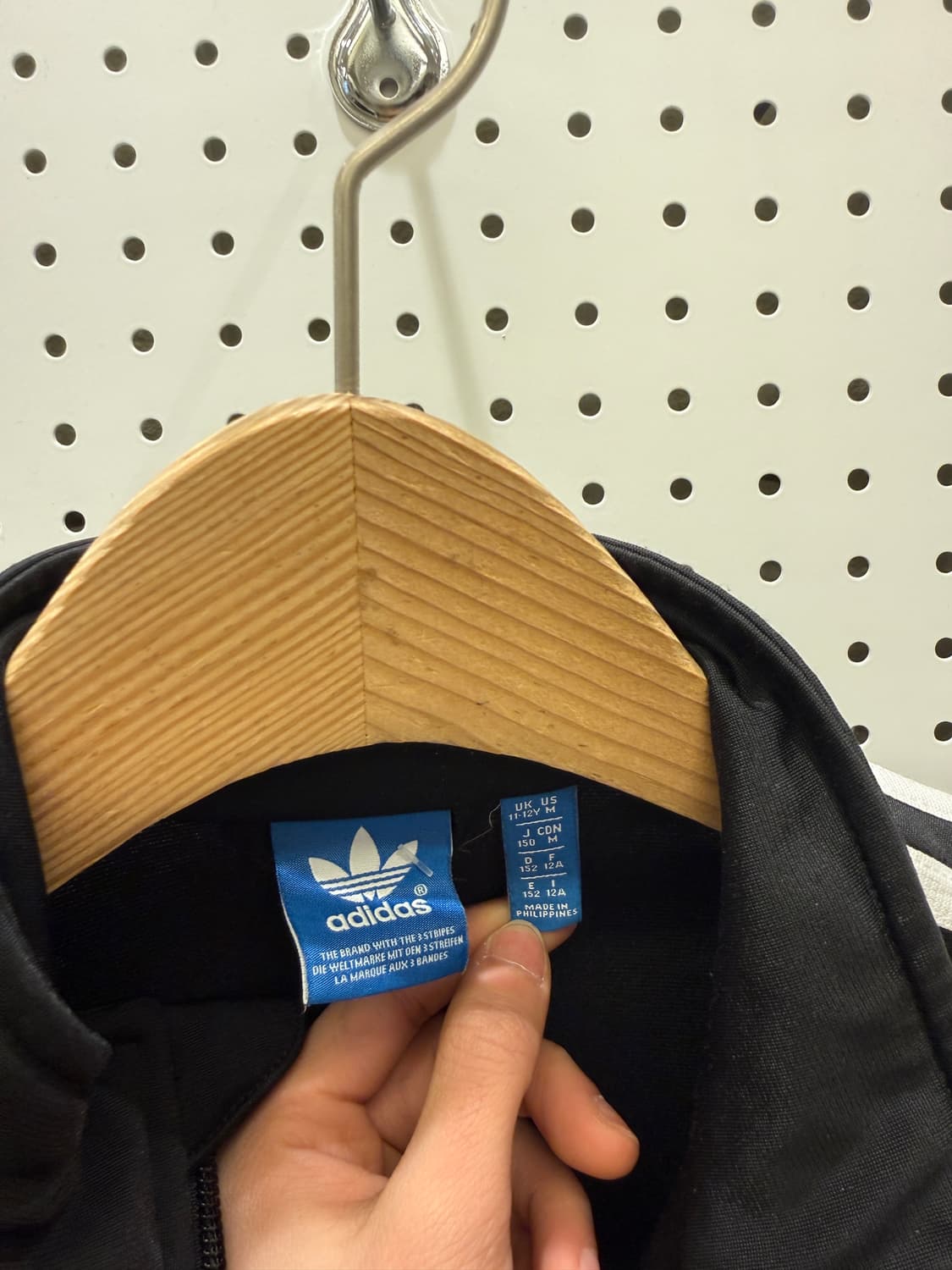 아디다스 오리지널 블랙 트랙탑 져지 U132 상품이미지4