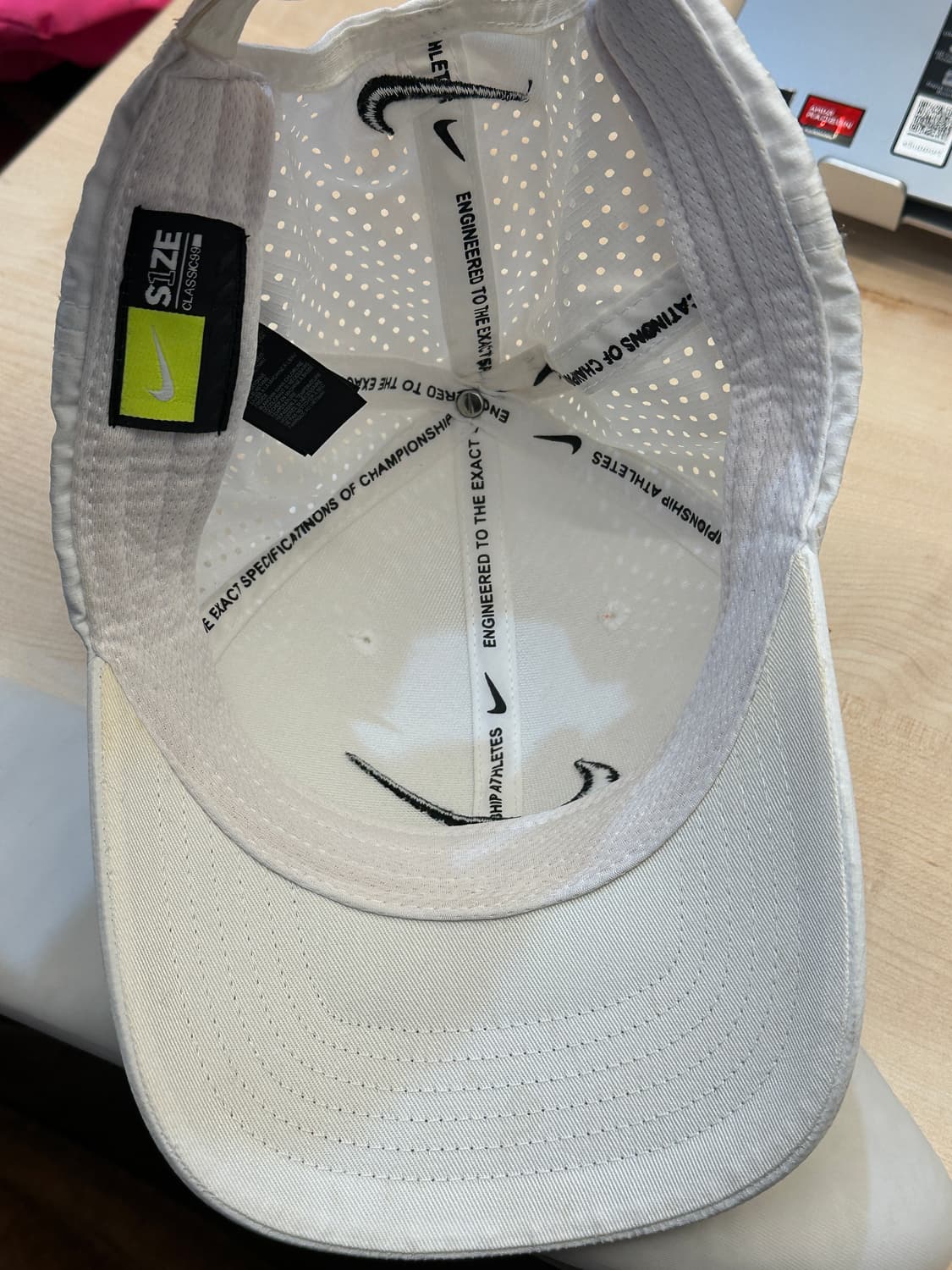 나이키 화이트 러닝 볼캡 상품이미지5