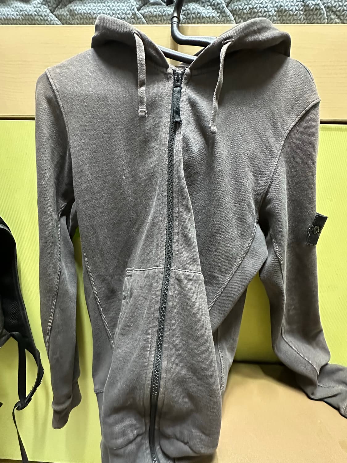 17ss 스톤아일랜드 다크그레이 후드집업  상품이미지1