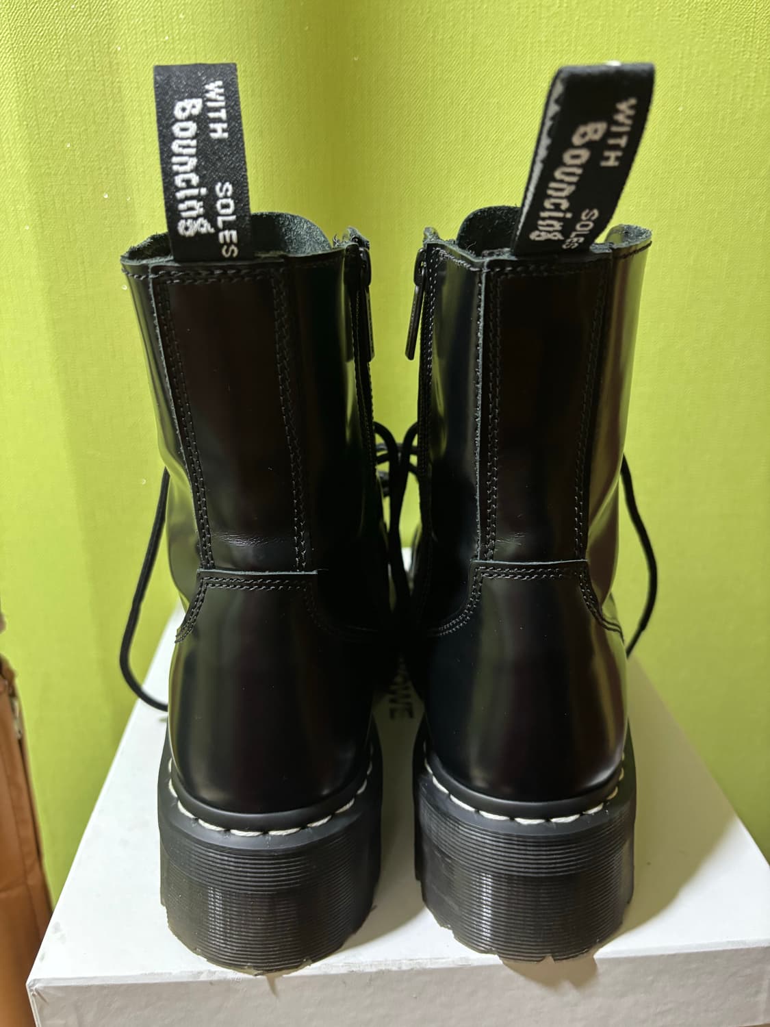 닥터마틴 제이든 화이트스티치 280 상품이미지2