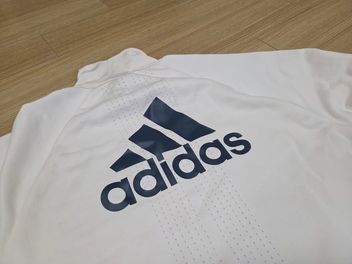 아디다스 맨체스터 유나이티드 트레이닝 탑  상품이미지4