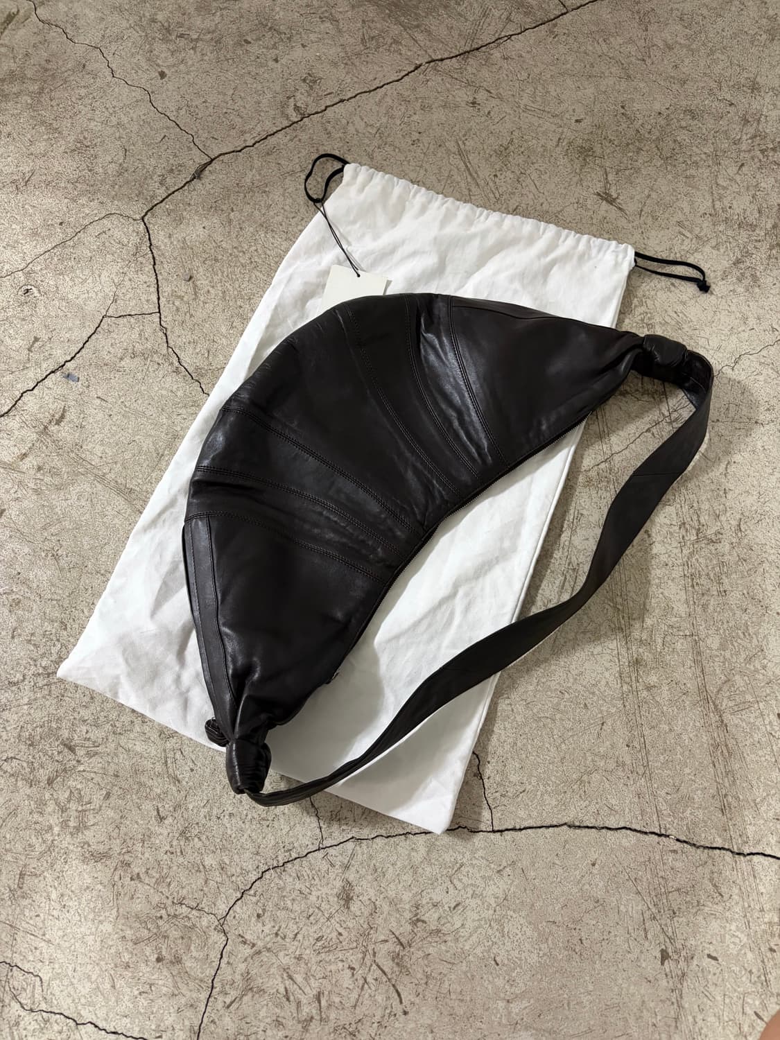 르메르 크루아상 범백 라지 다크초코 상품이미지1