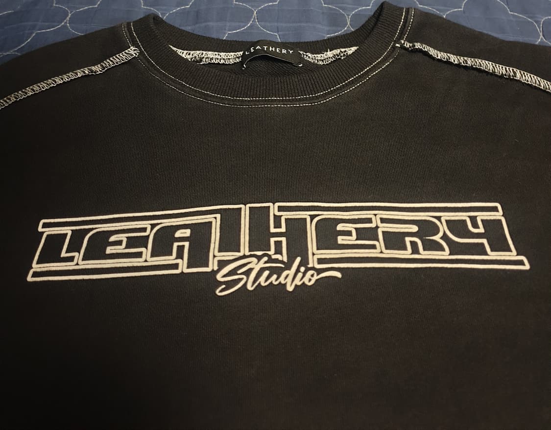 레더리 컷오프 라인 프린팅 맨투맨 블랙 (M) 상품이미지2