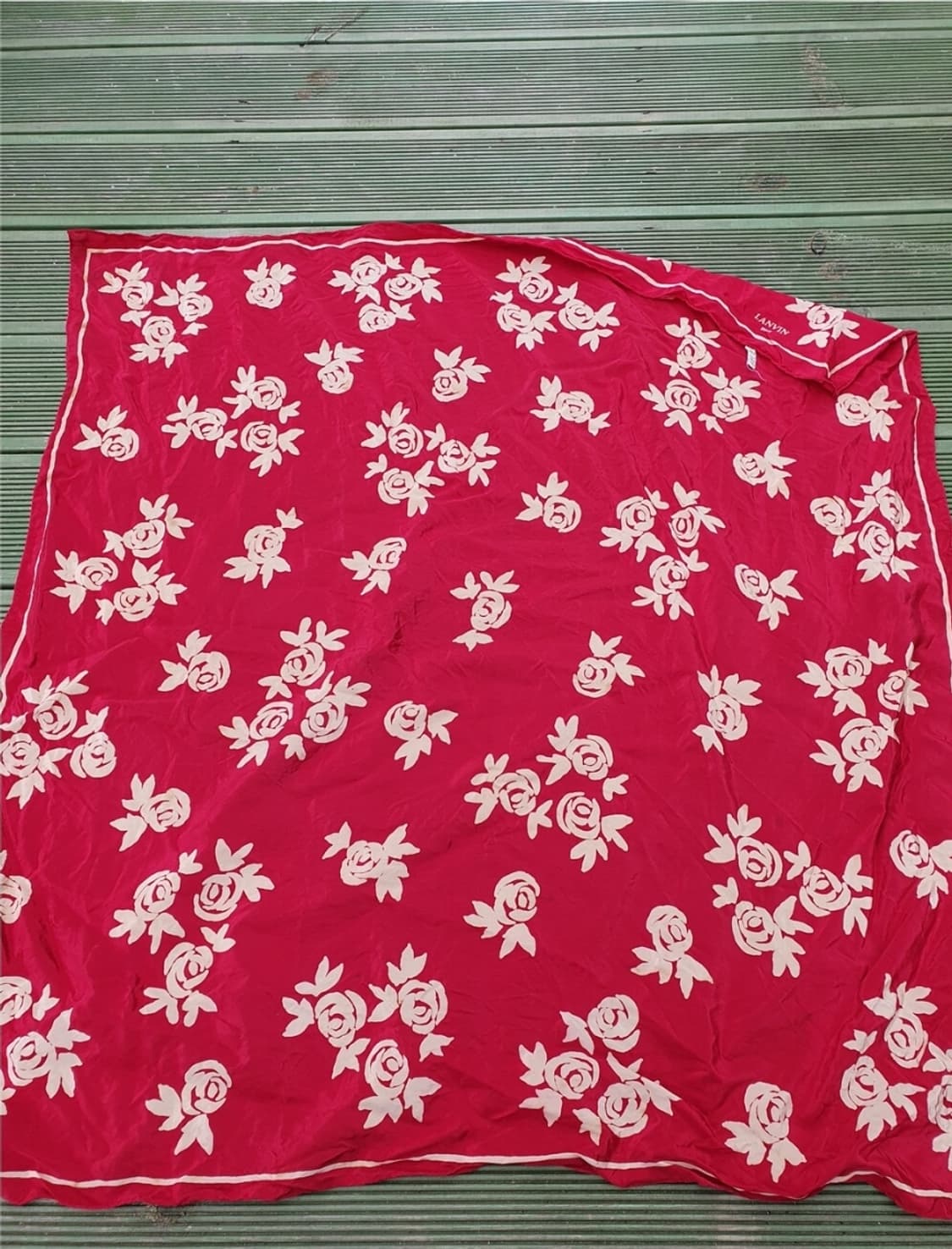 중고명품 특가세일~랑방 (LANVIN 정품)화려한 레드컬러 실크스카프 머 상품이미지1