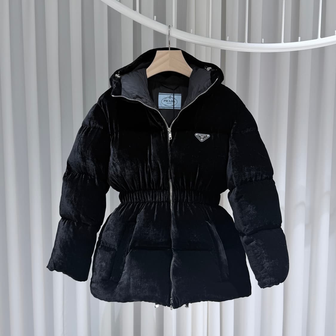 (A+/38) / 프라다 블랙 밸벳 다운 패딩 자켓 상품이미지1