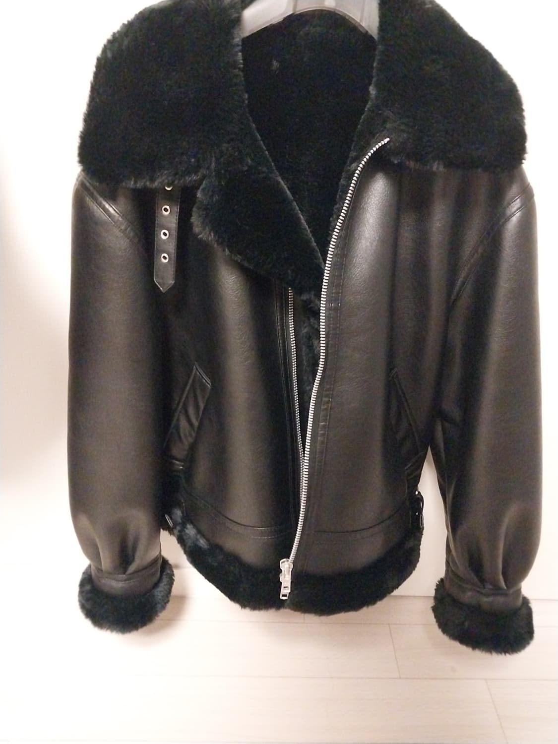 론트 비건레더 무스탕 블랙 상품이미지5