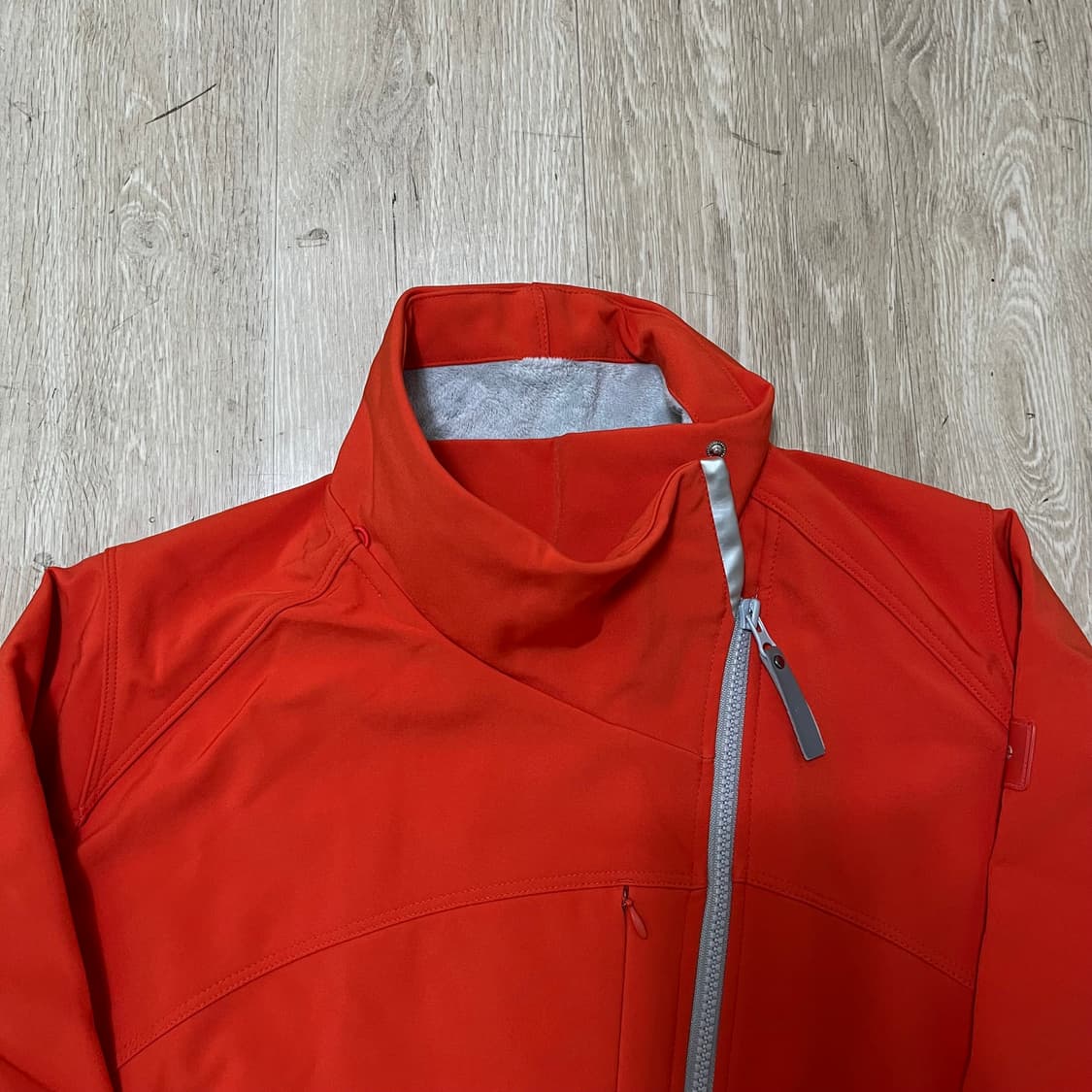 로우알파인 여성 텍티컬 바람막이 자켓 XL 상품이미지2