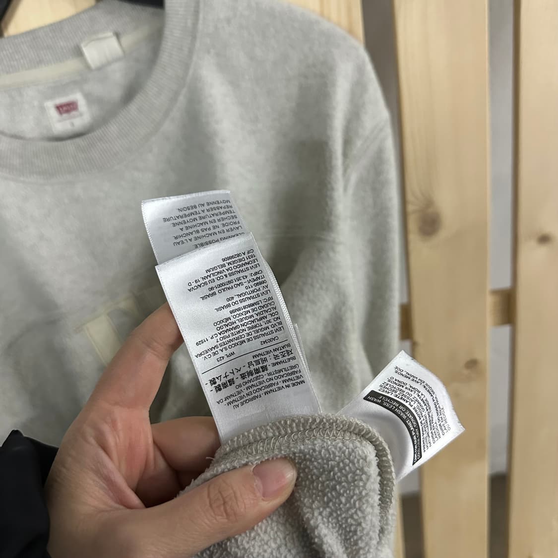 (L) 리바이스 그레이 후리스 맨투맨 상품이미지6