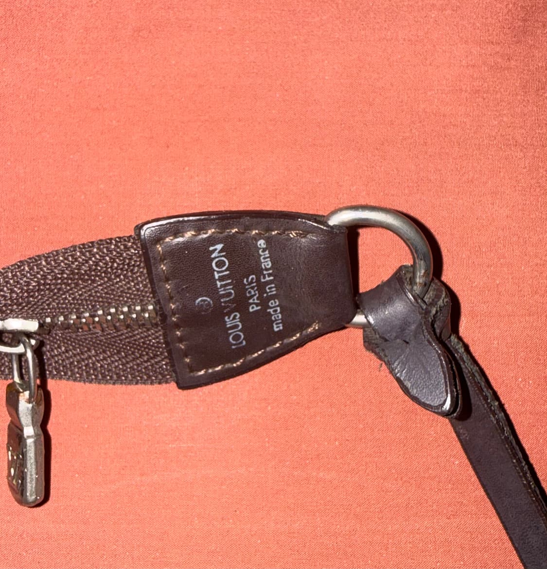 Louis Vuitton Moka Epi Leather Pochette 상품이미지2
