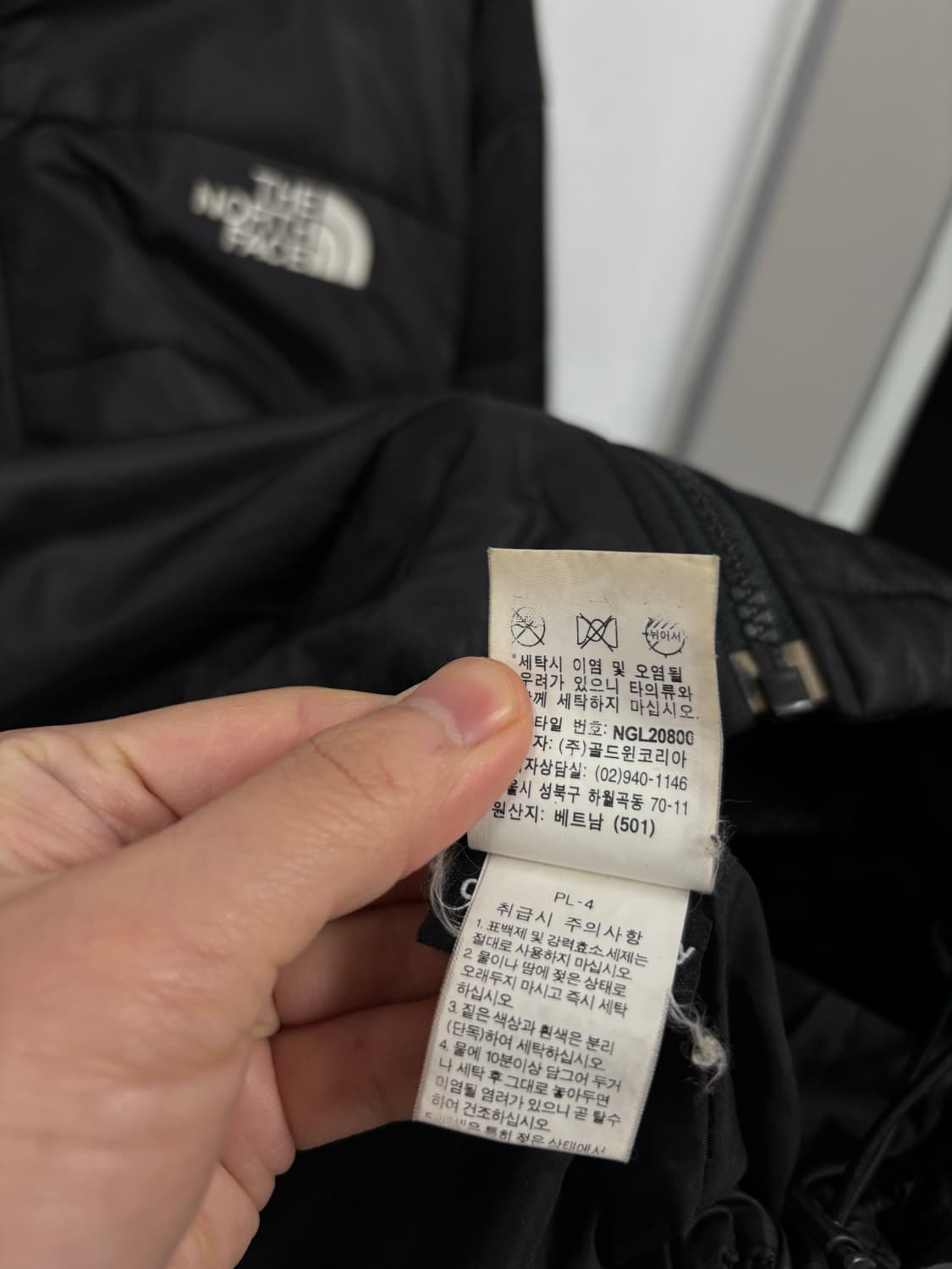 노스페이스 경량 다운패딩 상품이미지8