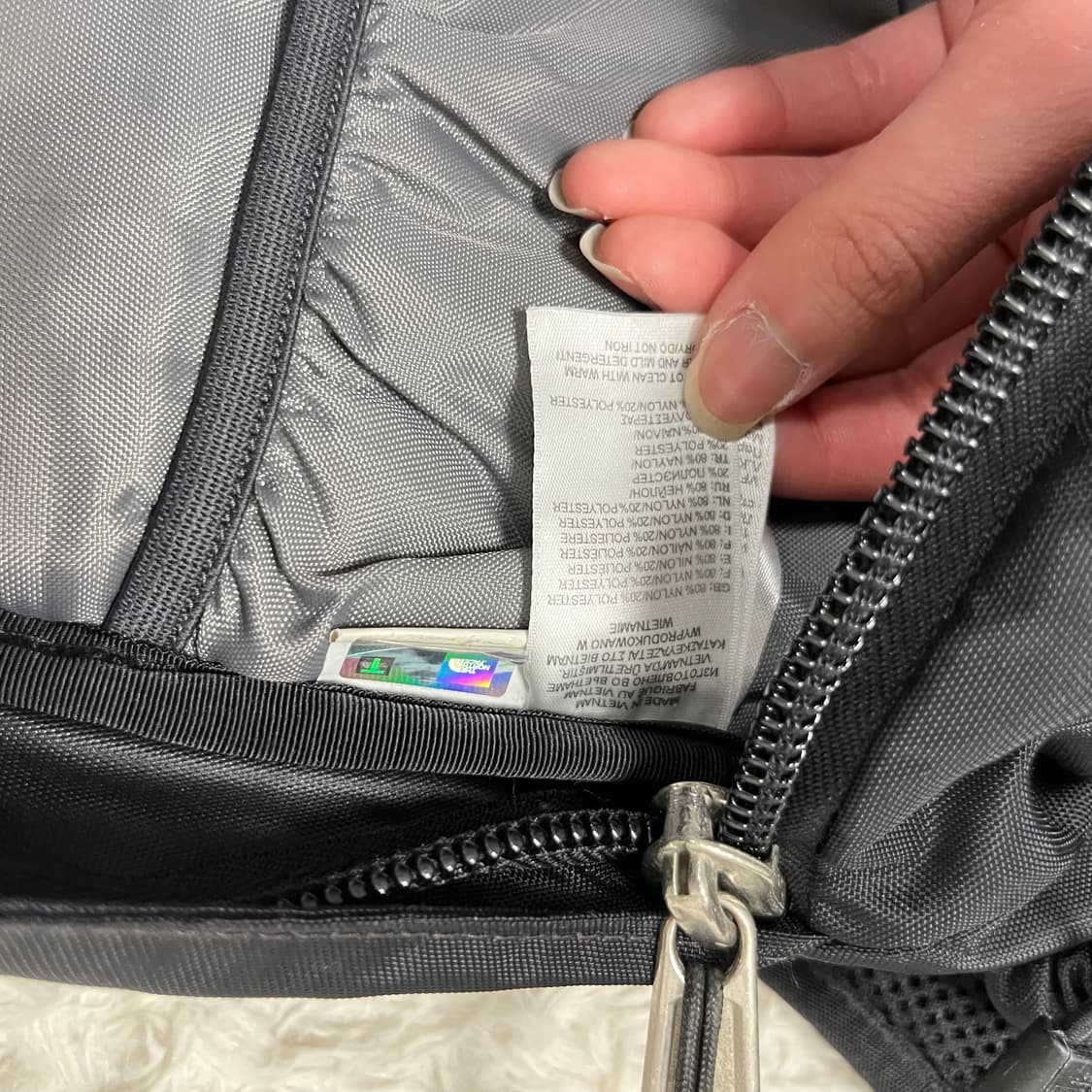 The North Face Hot Shot backpack 상품이미지7